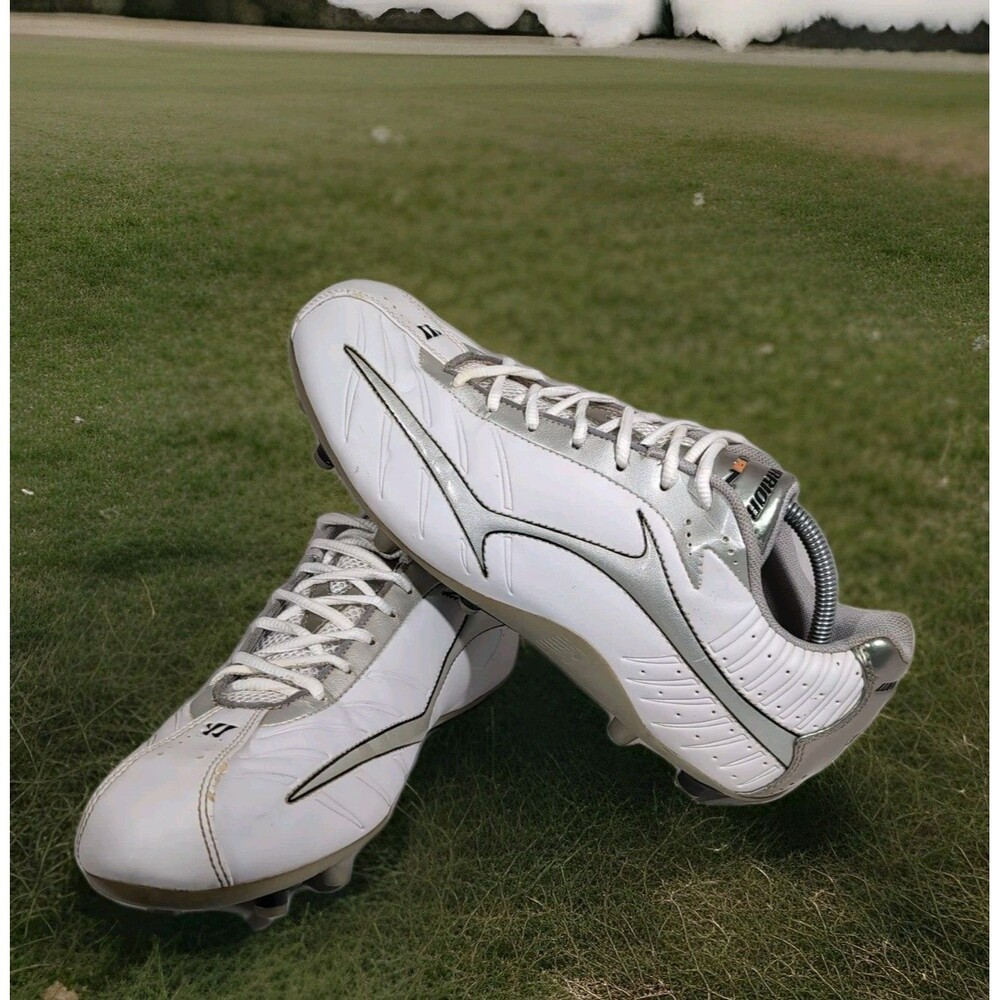 New Balance Burn Warrior BSCLWH White Baseball Cleats Men’s Size 12.5 Low Top